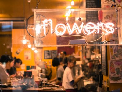 ABOUT｜FLOWERS HAMBURGER & GRILL